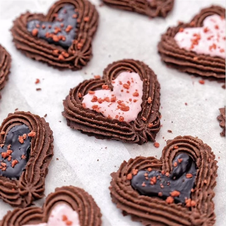 Strawberry Chocolate Chunk